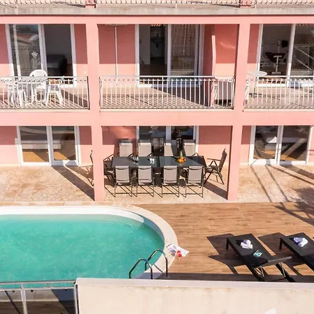 Feriehus Solaris - Private Pool *