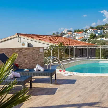 Feriehus Solaris - Private Pool